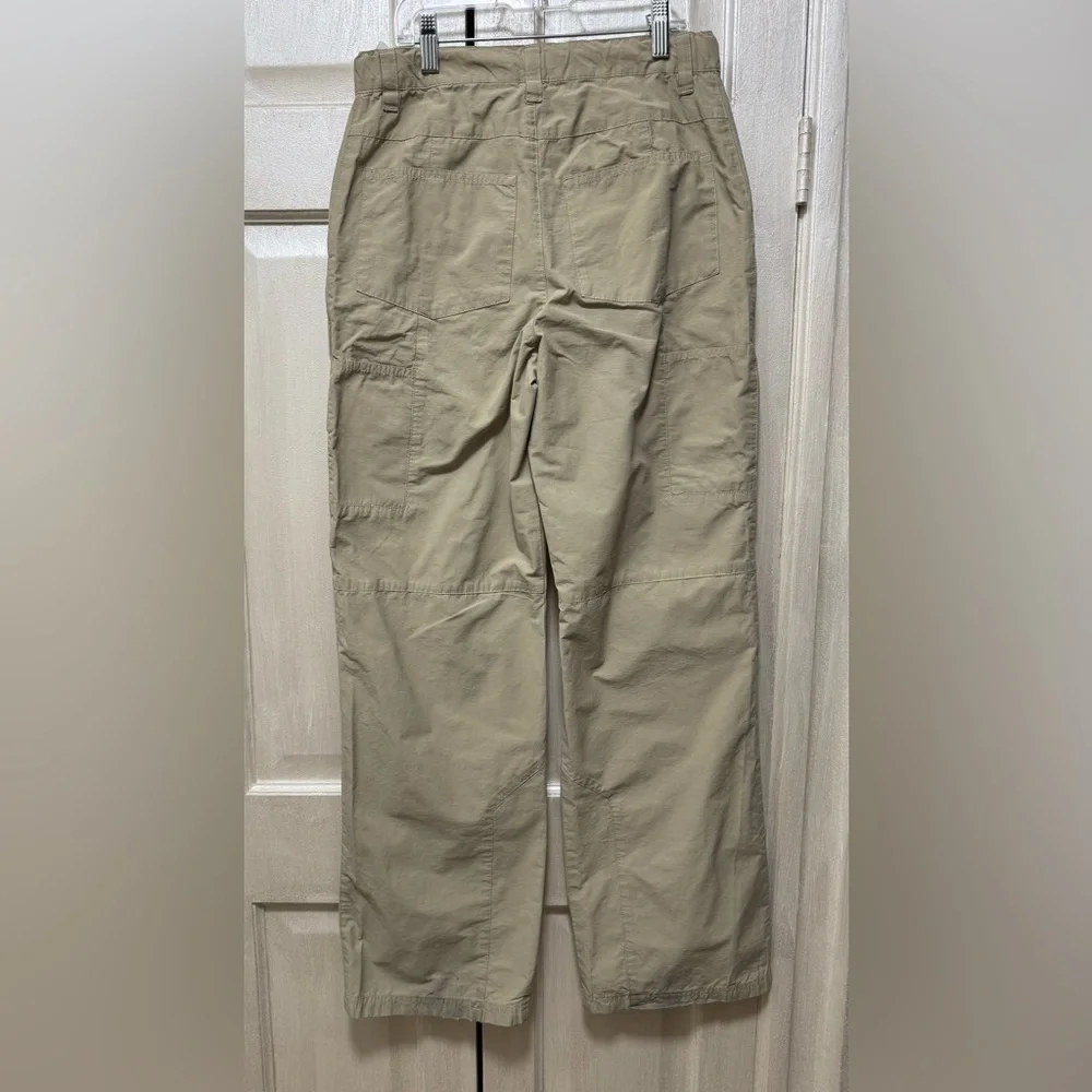ALO Yoga khaki Cargo Ankle Pants